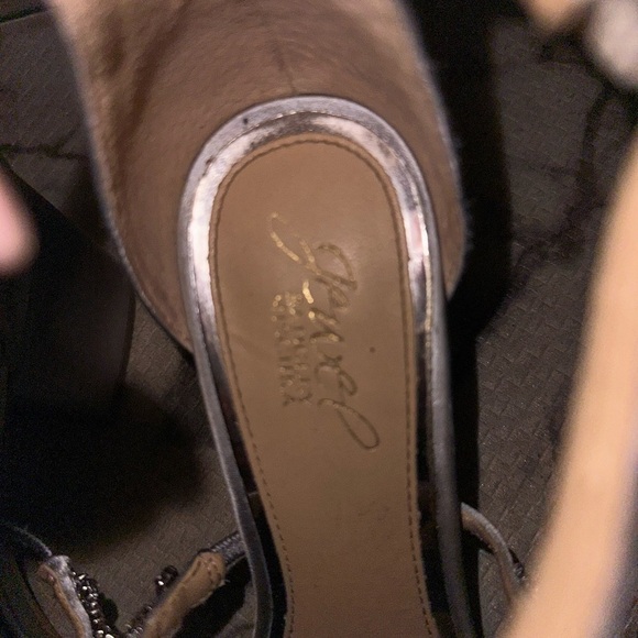 Jewel Badgley Mishchka silver rhinestone t strap block heels formal bridal 7 - Picture 5 of 14